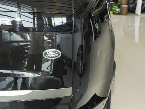 2025�� 3.0 L6 400PS ʢ���ӳ���