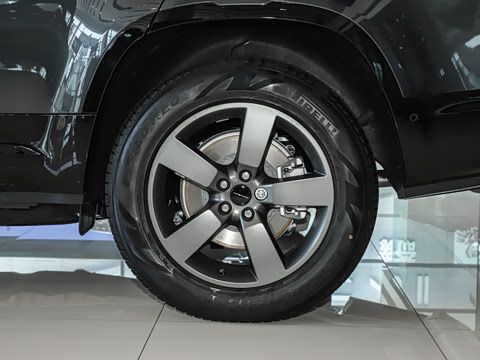 2026�� 130 3.0T X-Dynamic HSE