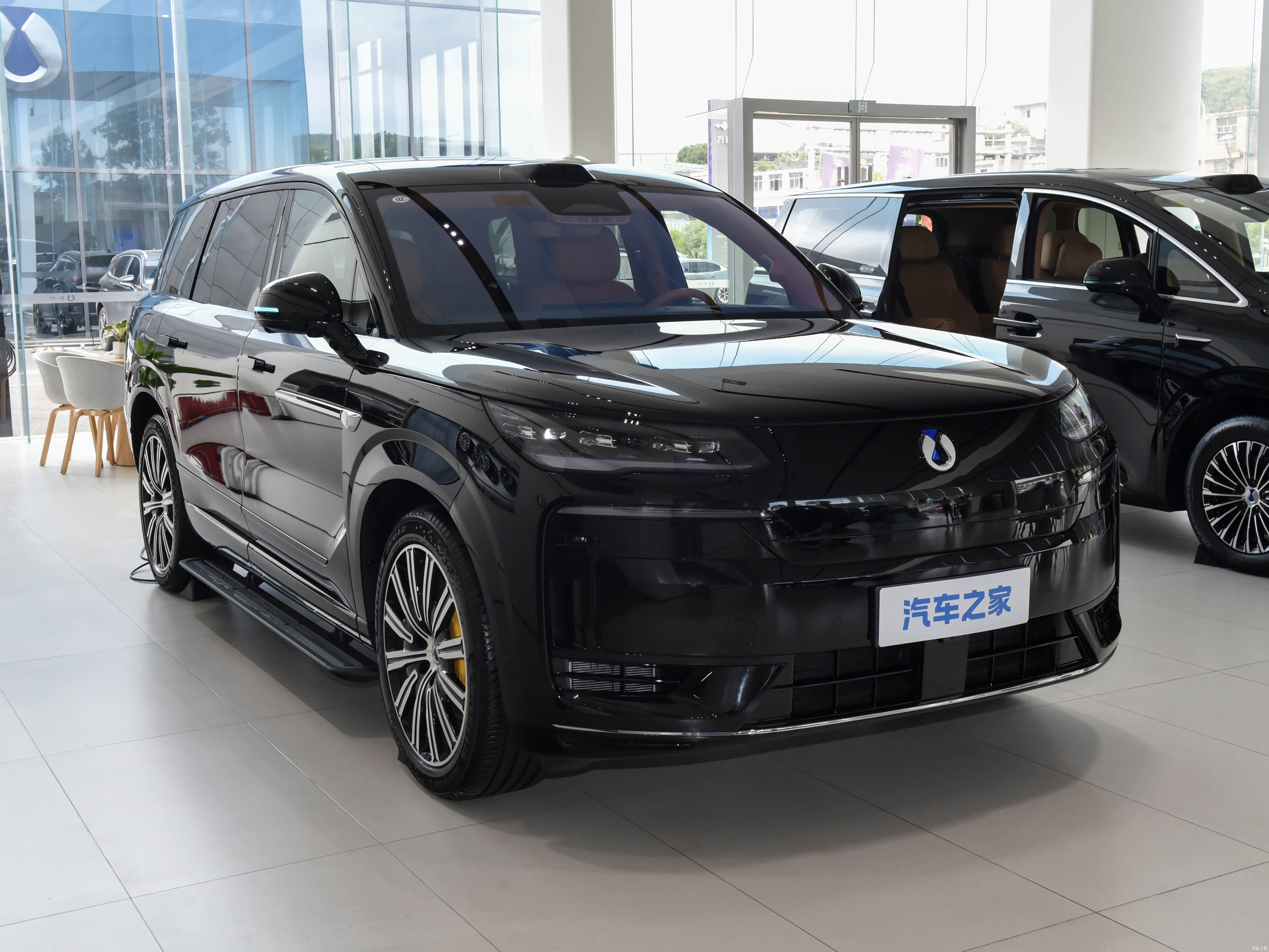 Denza N9, миниатюра 3