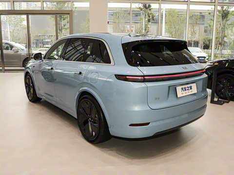 2025�� Pro ���ܻ��°�