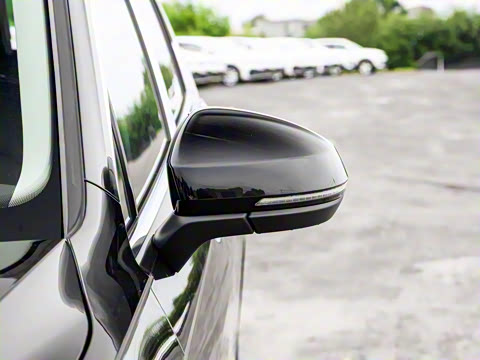 2025�� ���ڿ� 300TSI �Զ��������ڰ�