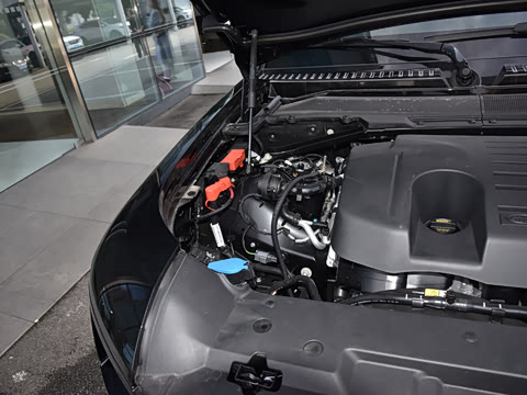 2026�� 110 3.0T P400 X-Dynamic SE