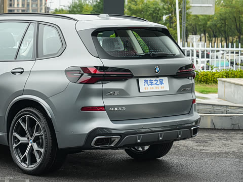 2025�� xDrive 30Li ������M�˶���ҹ��װ