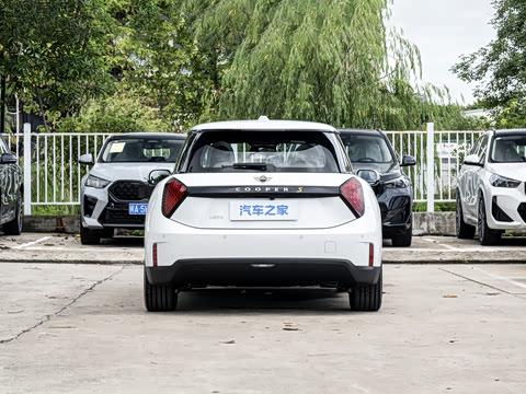 2026�� 463km COOPER SE ����������