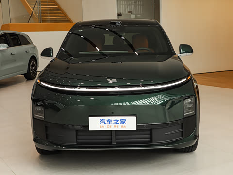 2025�� Pro ���ܻ��°�