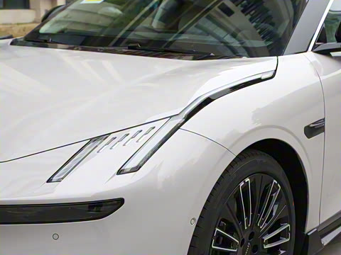 2025�� 240����Ultra H5