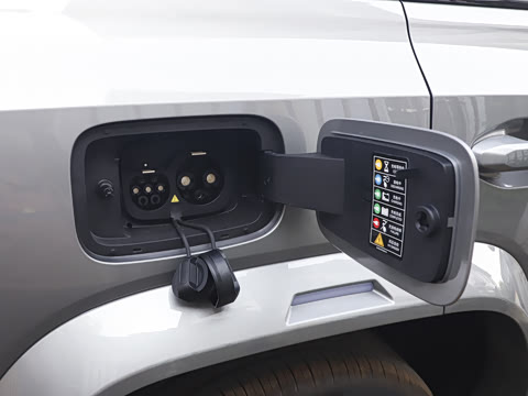 2026�� PLUS 211km XWD ���� 5��