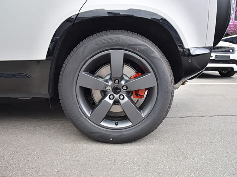 2026�� 110 3.0T P400 X