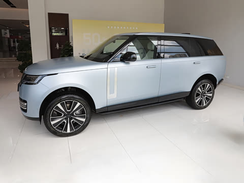 2026�� 3.0 L6 400PS AB�����