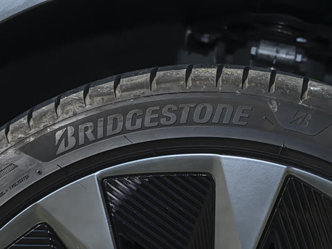 2026�� 710 Ultra�����״��