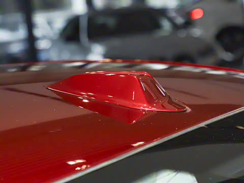 2025�� 225i M�˶���ҹ��װ