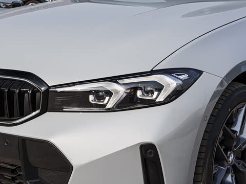2026�� 330i M�˶���ҹ��װ