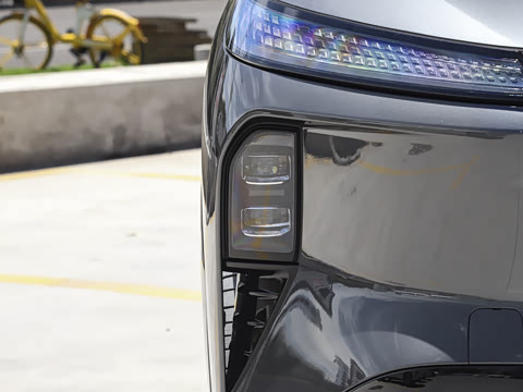 2025�� 185KM�����