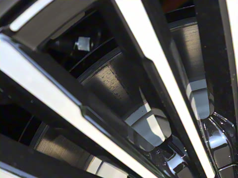 2025�� 185KM�����