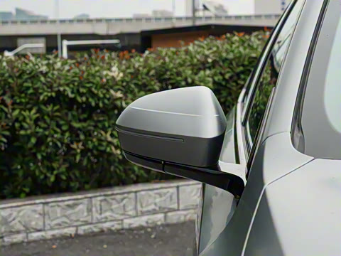 2026�� 530Li ������ M�˶���װ