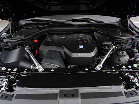 2026�� 530Li ������ M�˶���װ