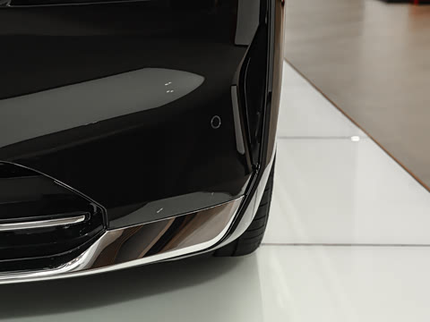2026�� 740Li ������ ������װ