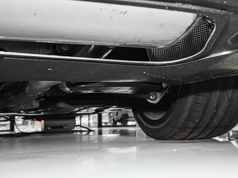 2026�� 740Li ������ ������װ