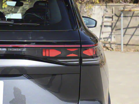 2026�� ̽��L 380TSI ��������