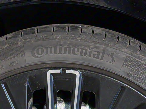 2025�� 240����Ultra