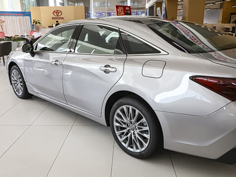 2026�� ˫�� 2.5L XLE����