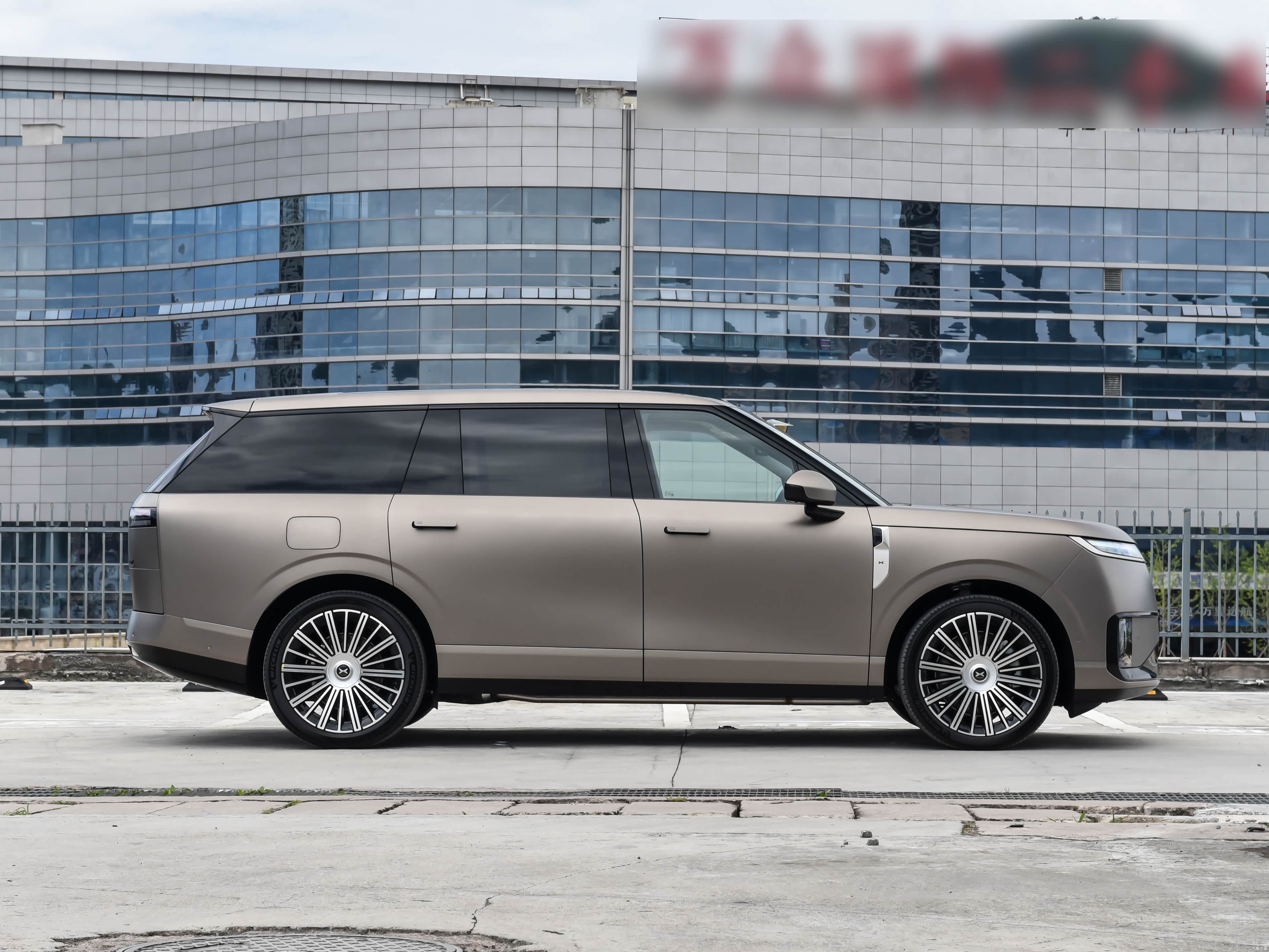 XPeng GX, миниатюра 8
