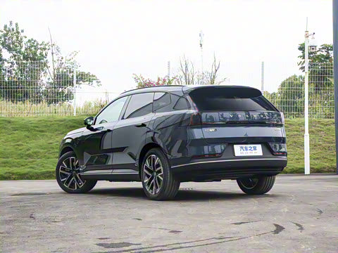 2026�� ������������Plus