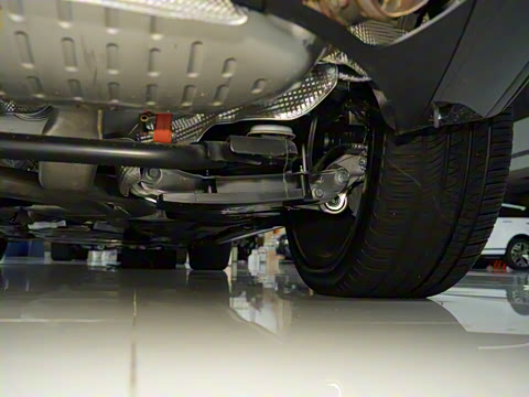 2024�� 4.4 V8 SV���ٴ����ӳ��� 4��