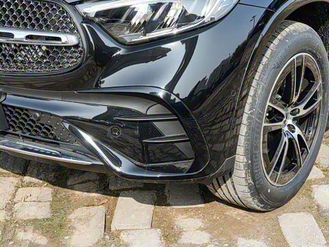 2026�� GLC 260 L 4MATIC ������