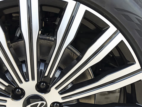 2027�� 2.0T �Զ�����������