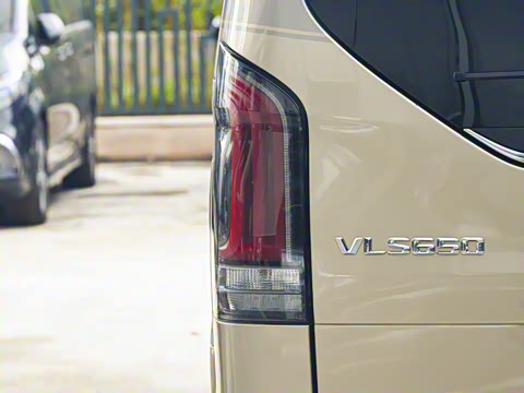 2025�� 2.0T �����