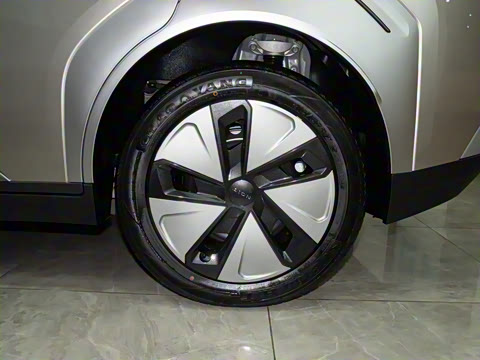 2025�� Plus 430 ������