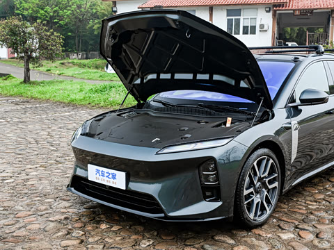 2026�� ��Ȼ�澳�� 100kWh Touring