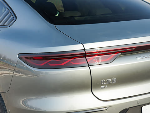 2025�� EV �Ǽݰ� 635KM�����״��콢��