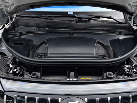 2024�� EQE 53 4MATIC+