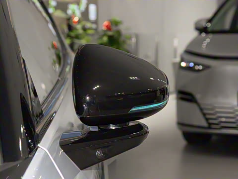 2025�� 702 ������ Ultra