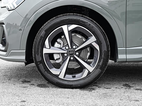 2026�� quattro 45�����ذ� 45TFSI quattro ʱ�ж�����