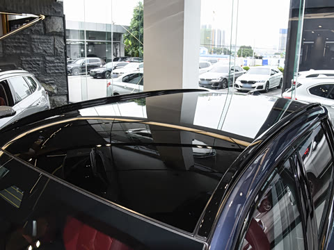 2026�� xDrive30L ������ M�˶���ҹ��װ