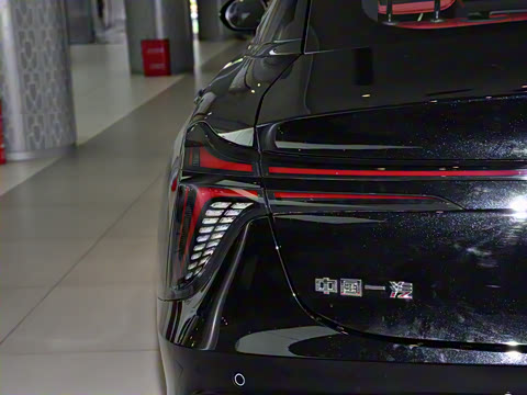 2025�� 2.0T ������