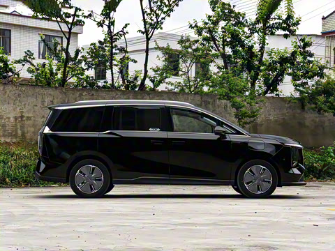 2025�� 527km ɭ�ֳ�������