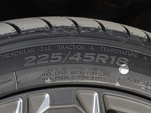 2026�� 330i M�˶���ҹ��װ