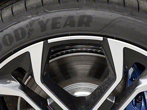 2025�� xDrive 40Li ������M�˶���ҹ��װ