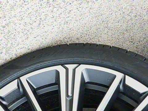 2025�� xDrive25Li M�˶���ҹ��װ