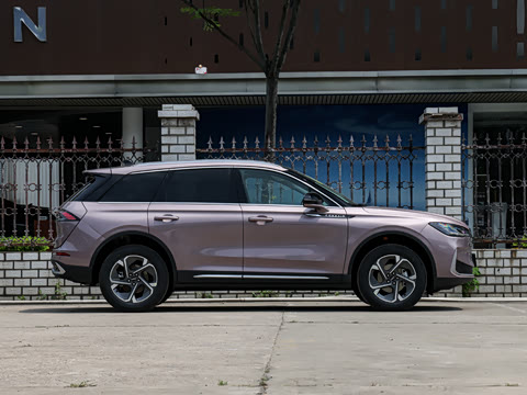 2026�� 2.0T ����������
