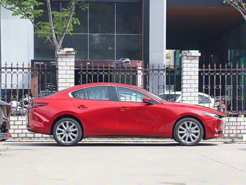 2025�� 2.0L �Զ���ҫ��