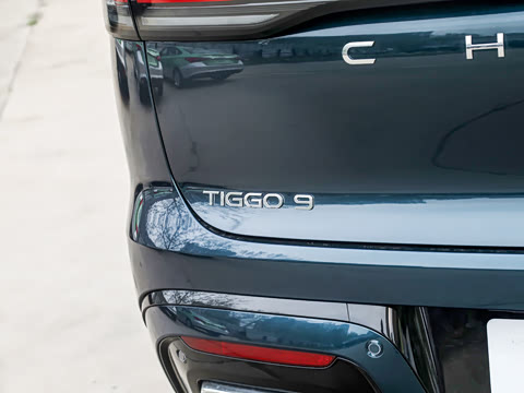 2027�� 2.0T ˫������������