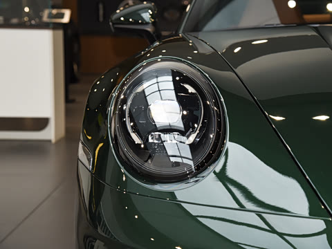 2026�� Carrera 3.0T