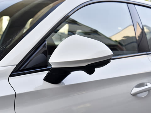 2026�� 1.5T 300 DCT���Ű�