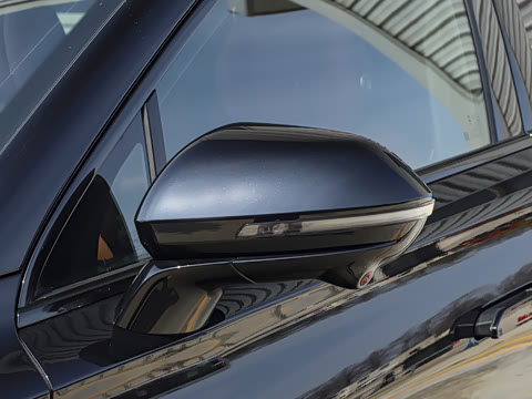 2027�� 2.0T ˫������������