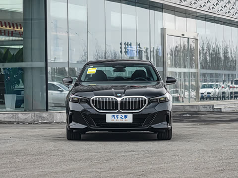 2026�� �Ŀ� 530Li ������ M�˶���װ